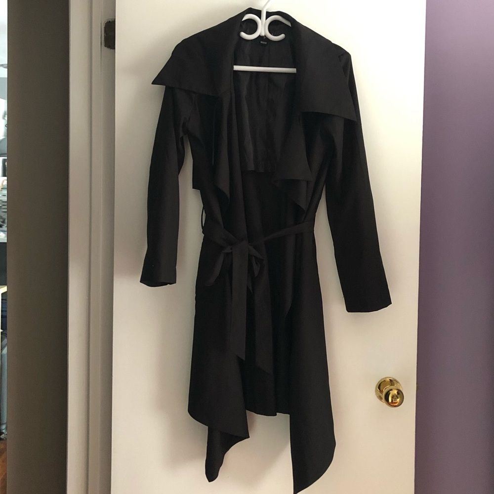 Windsor drapey lightweight trench